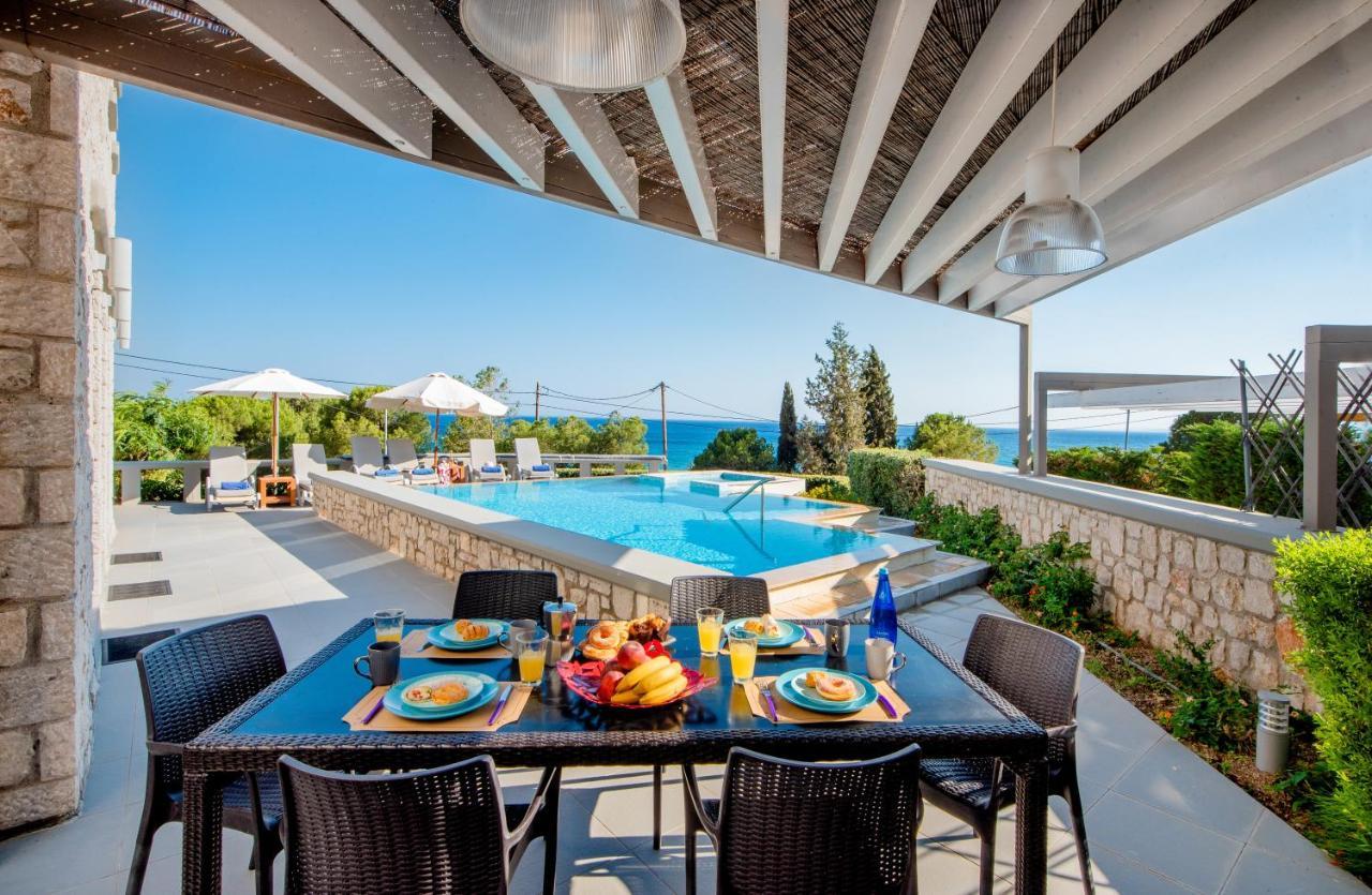 Costamare - Enjoy Lazy Days On The Private Pool-jacuzzi Villa *