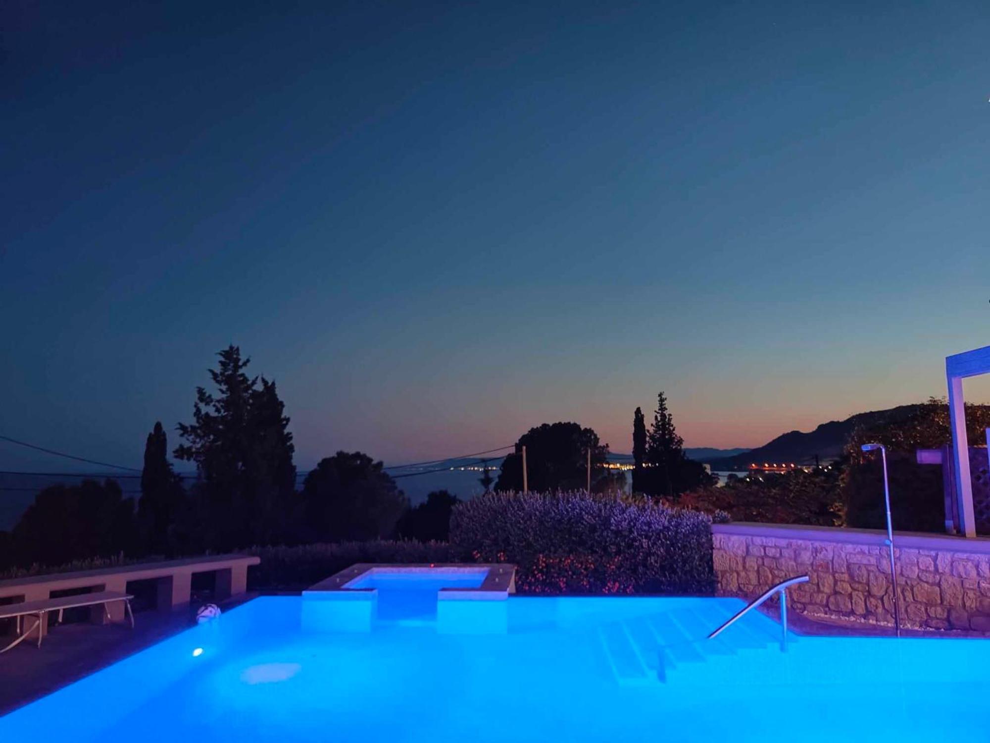 Costamare - Enjoy Lazy Days On The Private Pool-jacuzzi Villa Pefki